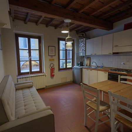 Traditional Florentine 1Br Apartment Close To Piazza Santa Croce Флоренція Екстер'єр фото