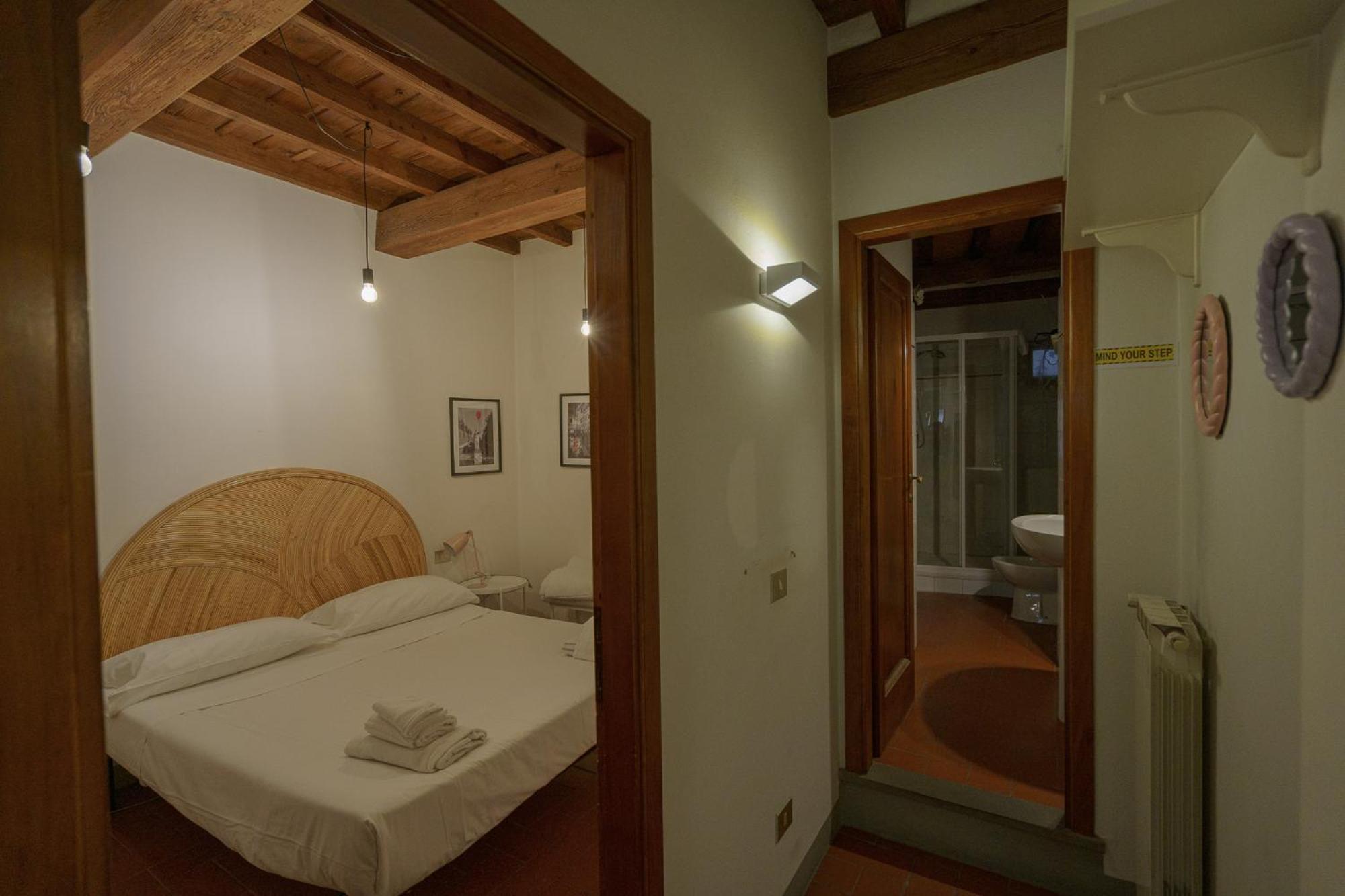 Traditional Florentine 1Br Apartment Close To Piazza Santa Croce Флоренція Екстер'єр фото