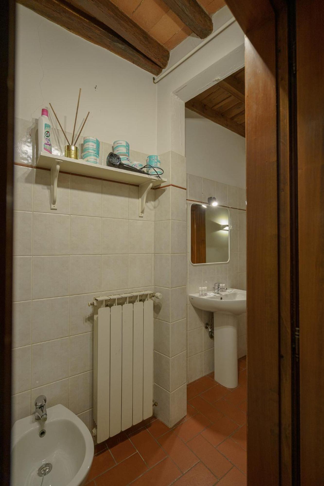 Traditional Florentine 1Br Apartment Close To Piazza Santa Croce Флоренція Екстер'єр фото